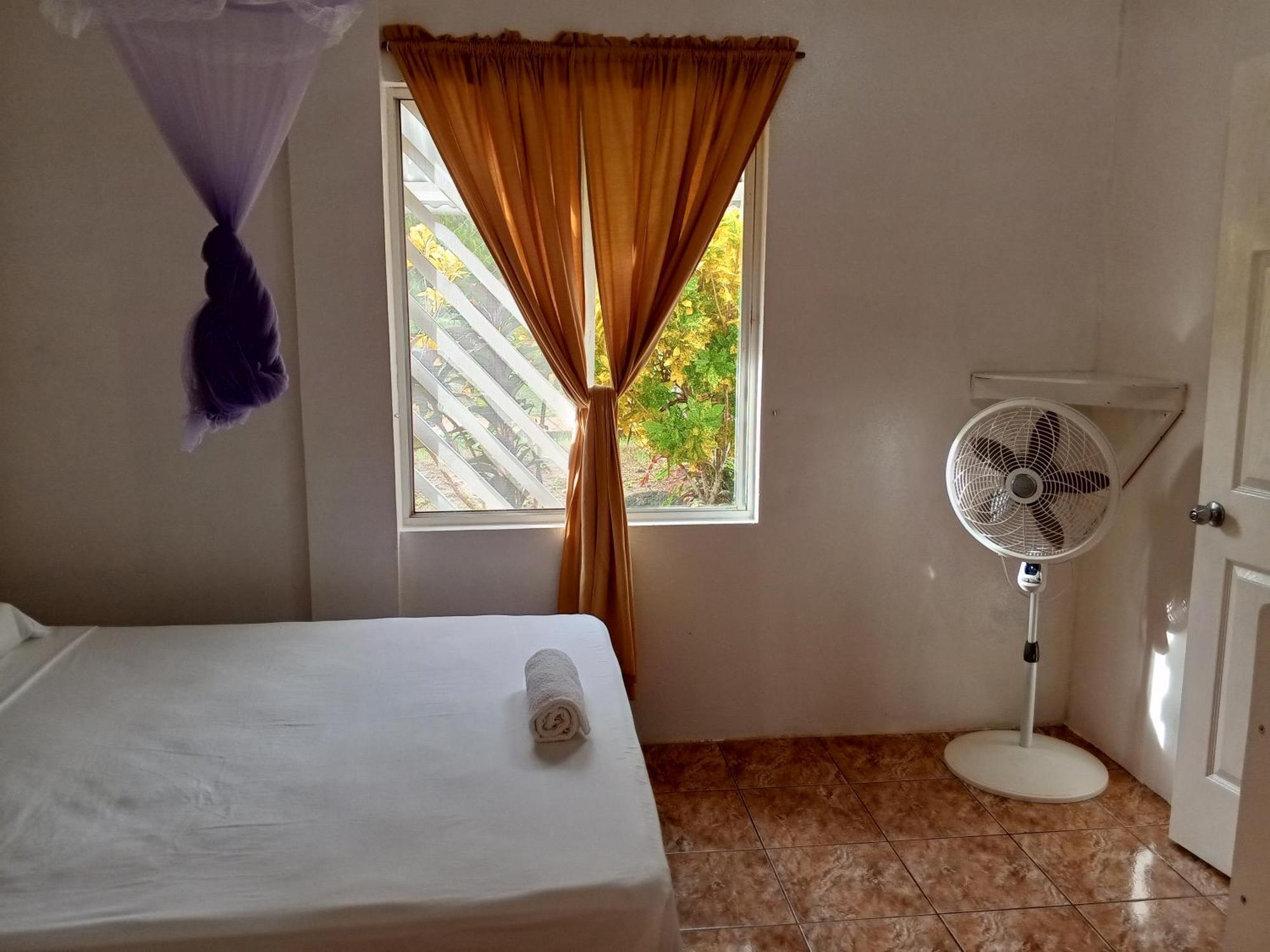 Christina'S Guest House Official Pulau Little Corn Bagian luar foto
